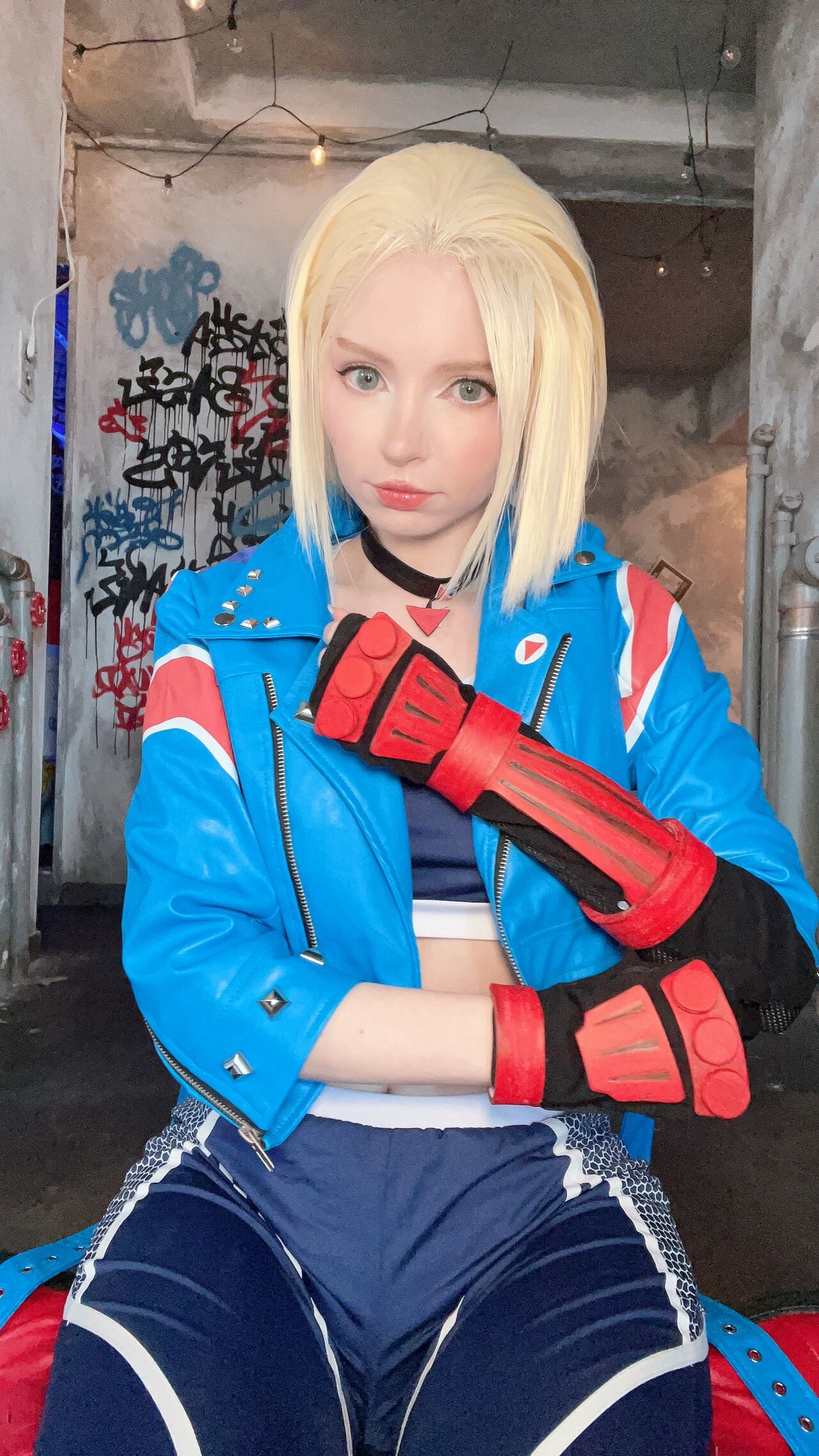 Бесстыжий косплей Cammy White от Peachmilky красотка показала все свои дырочки