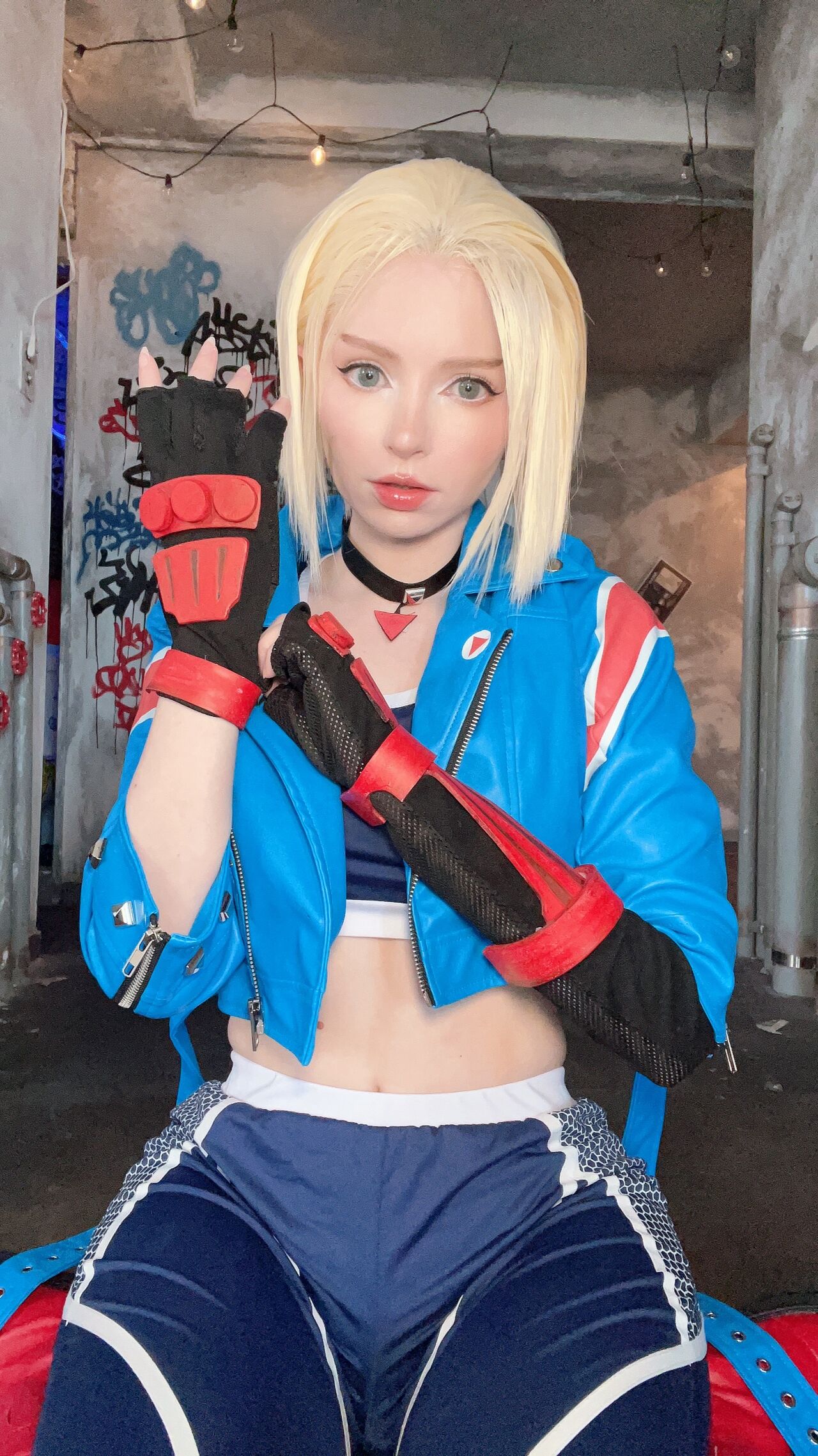 Шалавистый косплей Cammy White от Peachmilky голая азиатка