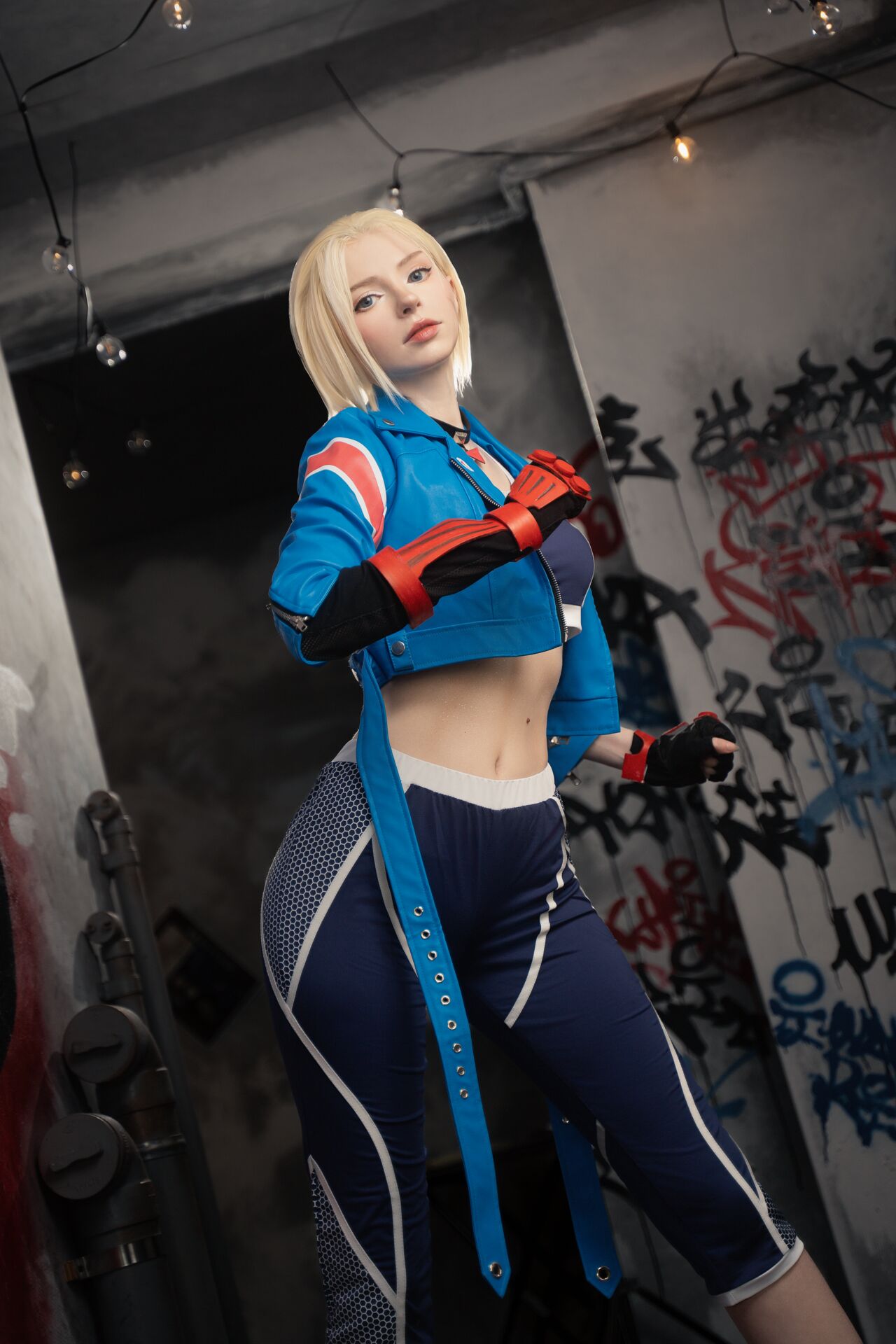 Пленительный и умопомрачительный косплей Cammy White от Peachmilky порно